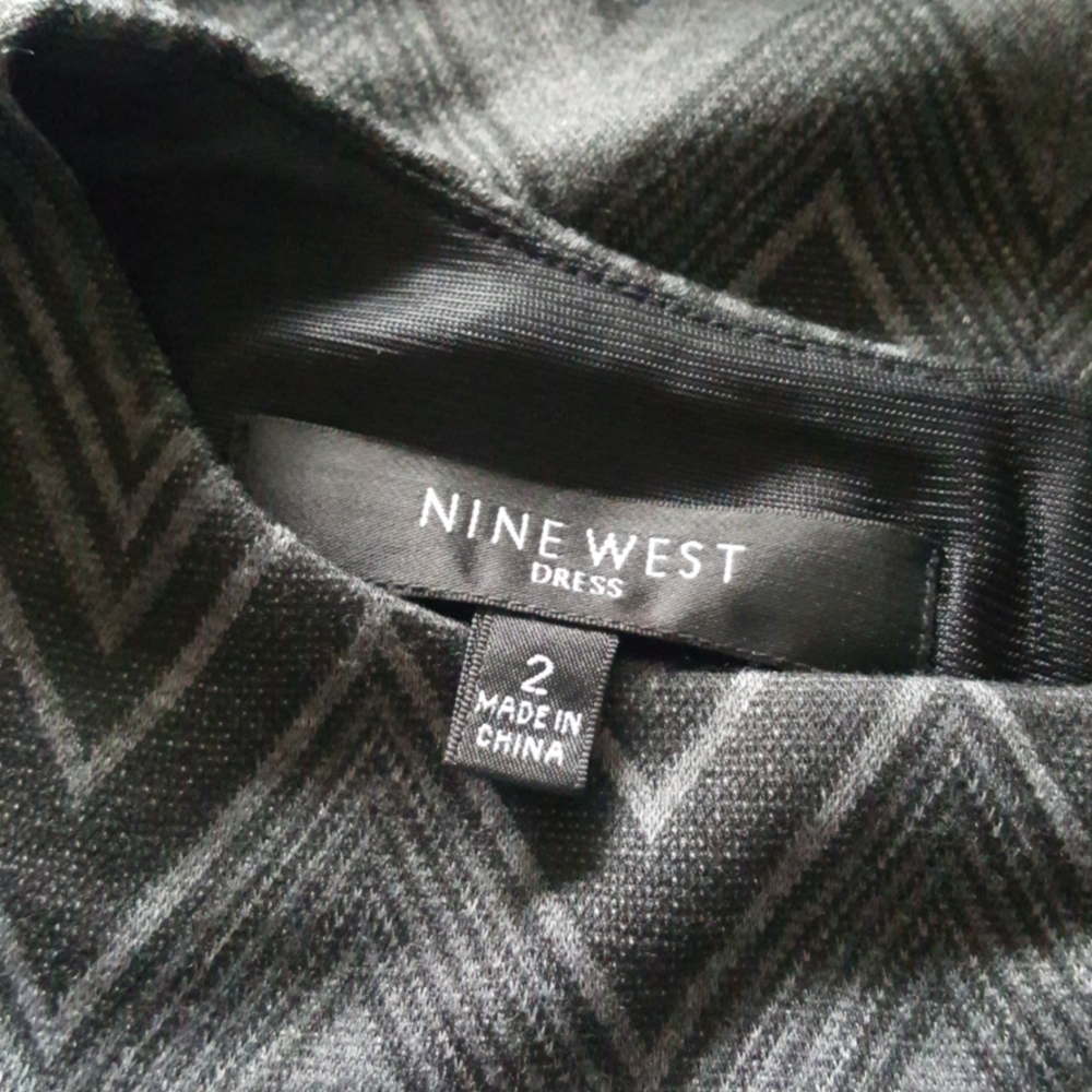 Nine West, Black / Gray Chevron, Sheath Dress - Picture 7 of 7